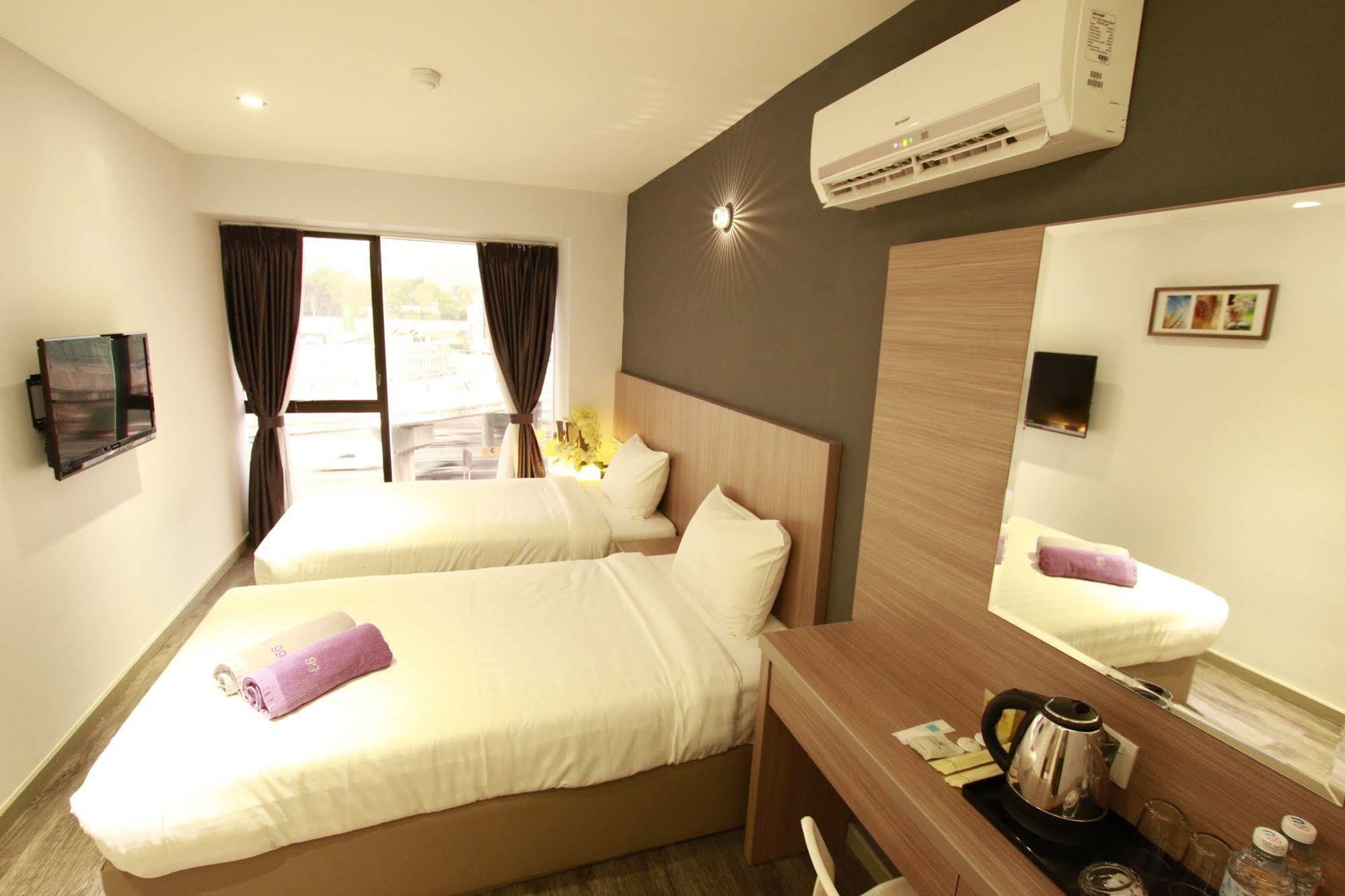 Hotel 99 Pusat Bandar Puchong Extérieur photo