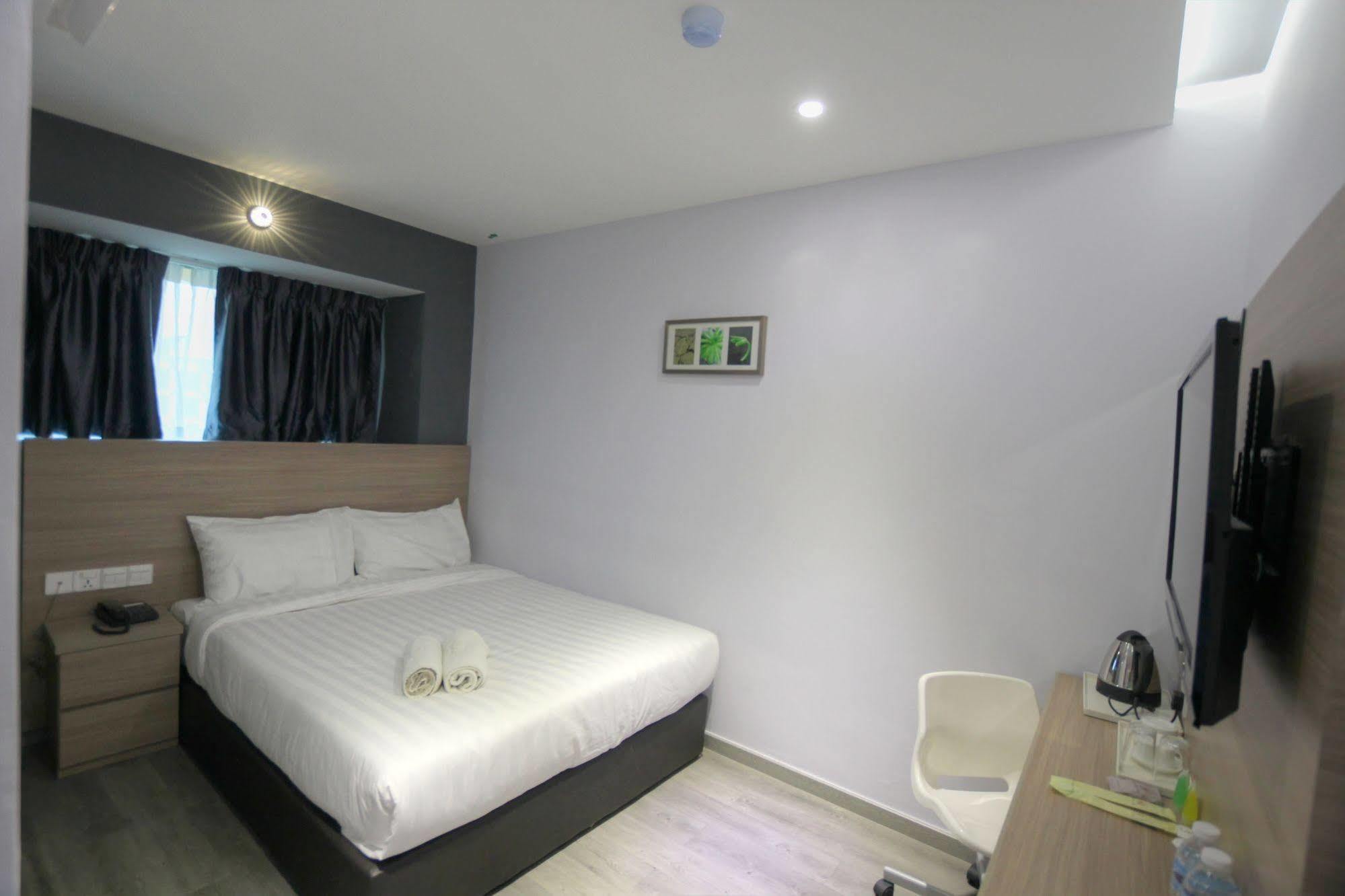 Hotel 99 Pusat Bandar Puchong Extérieur photo