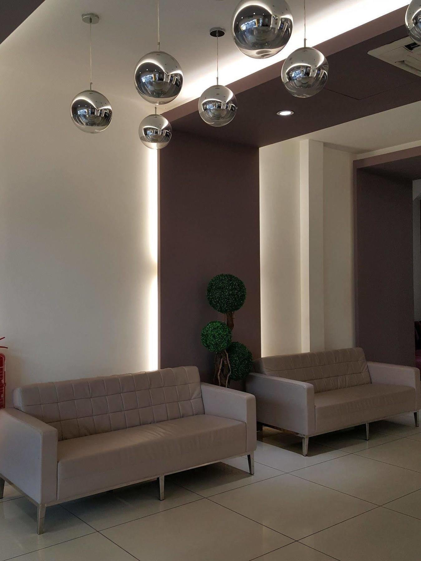 Hotel 99 Pusat Bandar Puchong Extérieur photo