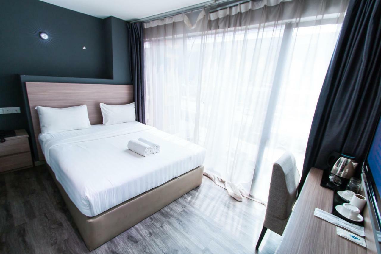 Hotel 99 Pusat Bandar Puchong Extérieur photo